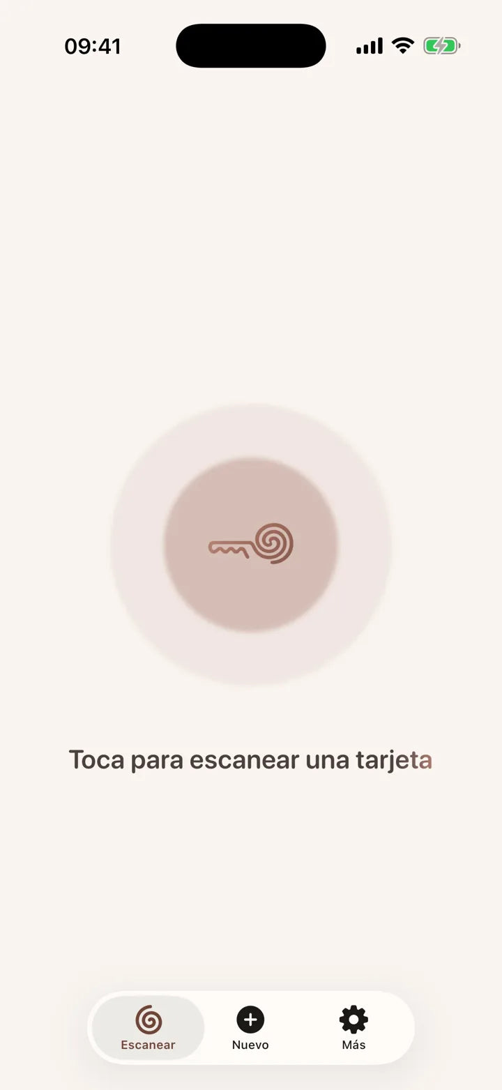 La app MI8OS en iPhone, lista para escanear una MI8OS Card